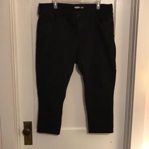 Old Navy Black Denim Capris Low rise size 18